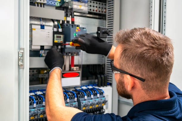 Best Commercial Electrician Services  in Aurora, MO